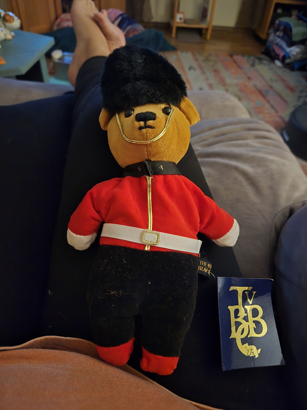 Vintage 1990s Velveteen Bean Bear Co. British Royal Guardsman – England – Origin